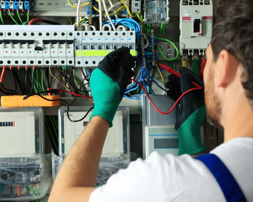 Benefits-of-Commercial-Electrical-Services-for-Businesses--scaled